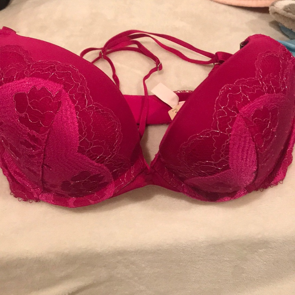 🆕Victoria’s Secret Very Sexy Push Up Bra
